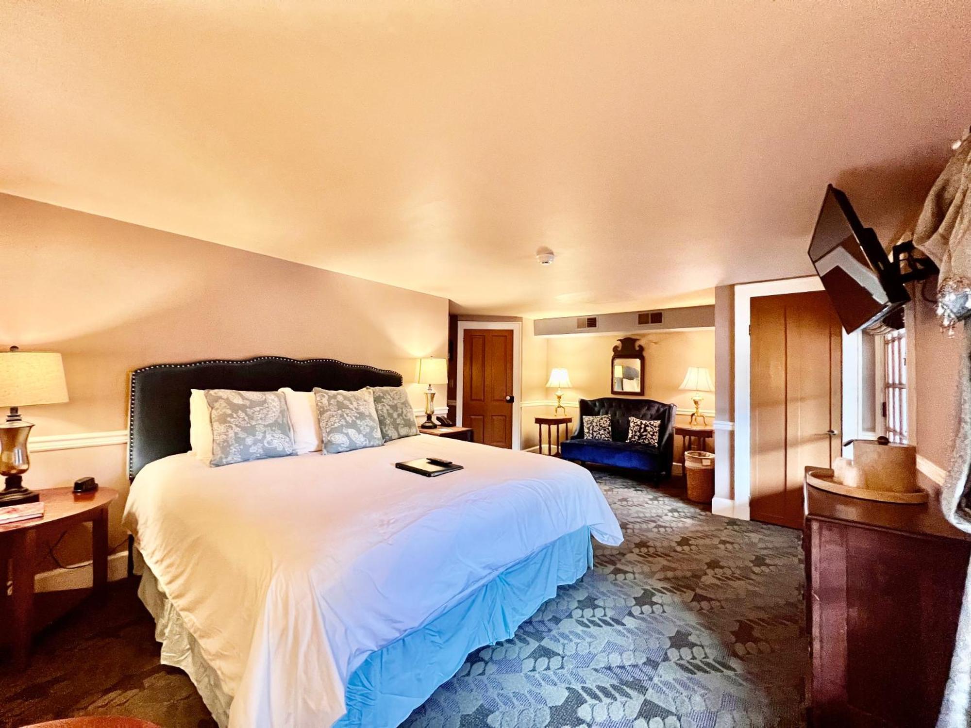 Highlands Inn Bagian luar foto