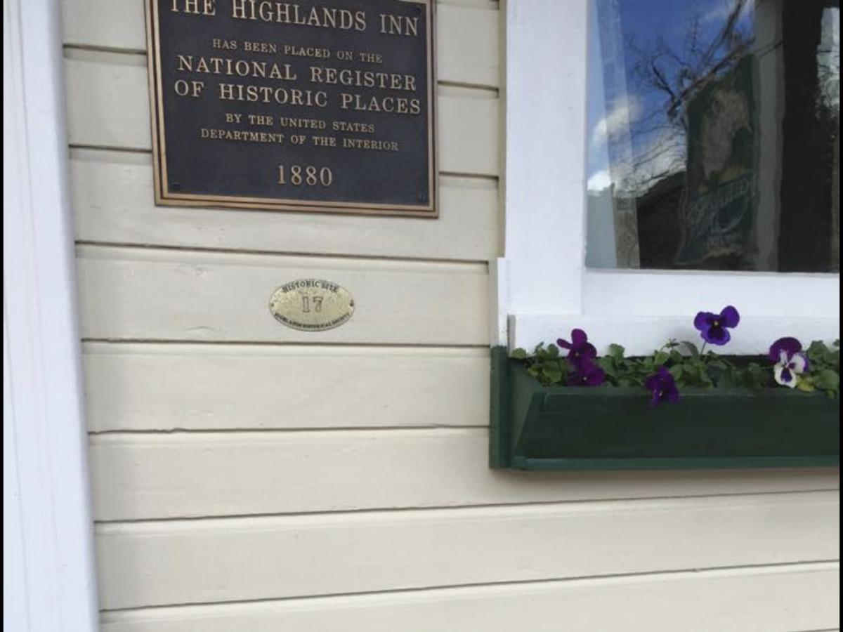 Highlands Inn Bagian luar foto