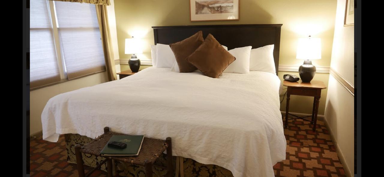 Highlands Inn Bagian luar foto