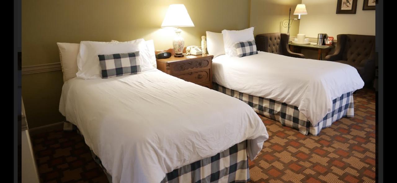 Highlands Inn Bagian luar foto